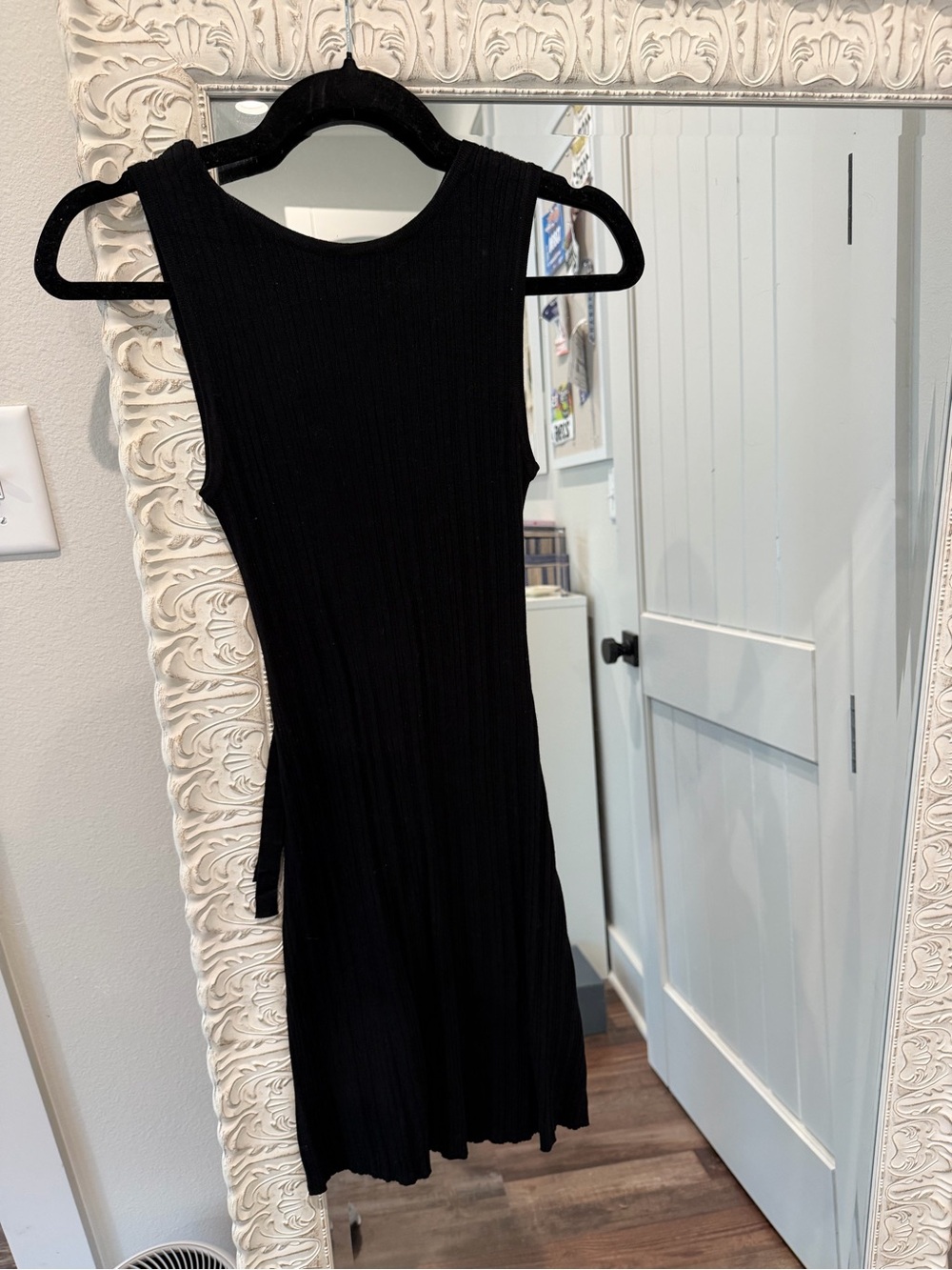 Classic Sleeveless Black Ribbed Dress